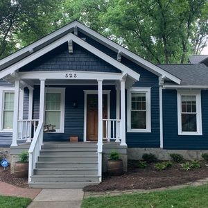 Meet your Posher, Thomas